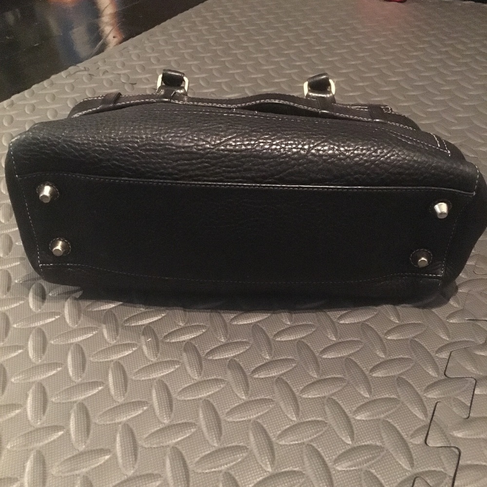 Coach purse - Picture 4 of 7